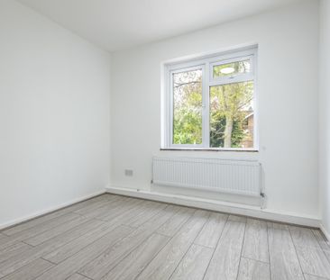 Bell Meadow, Dulwich Wood Avenue, London, SE19 - Photo 3