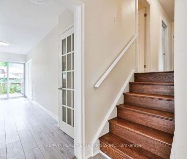 Detached Home For Lease | W9248483 - Photo 2