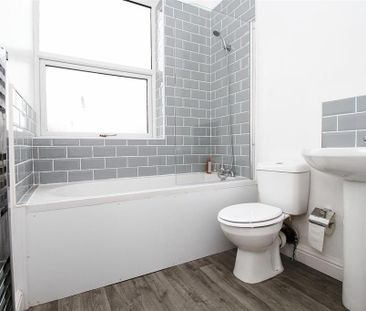 2 bedroom terraced house to rent - Photo 6