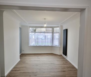 3 bedroom townhouse to rent - Photo 3