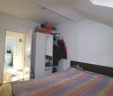 *TOP SANIERTE WOHNUNG IM DACHGESCHOSS + GARAGE* 3-Zi Whg, 75m², KR- Dießem/Lehmheide* - Photo 6