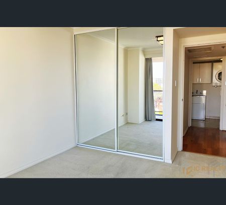 49/2A Hollywood Avenue, Bondi Junction, NSW 2022 - Photo 3