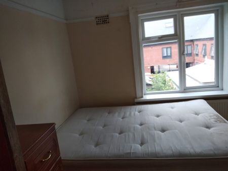 4 Bed Terraced House, Humber Avenue, CV1 - Photo 5