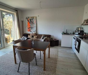 Lichtdurchflutete 1-Zimmer-Wohnung mit hohem Standard - Photo 2