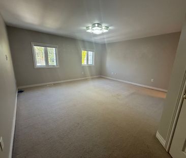 For Lease - 9 Joseph Street, Brampton, Ontario - Photo 6