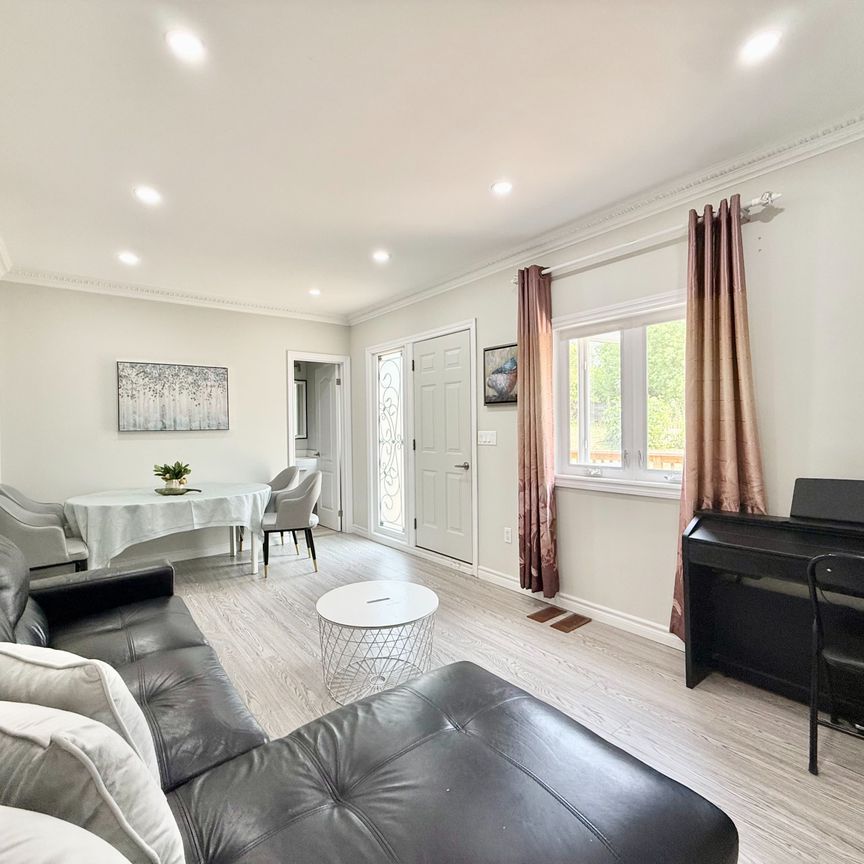 For Lease - 5421 Young Street, Hamilton Township, Ontario - Photo 1