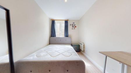 2 bedroom flat to rent - Photo 5