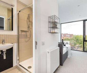 Studio to rent - Photo 6