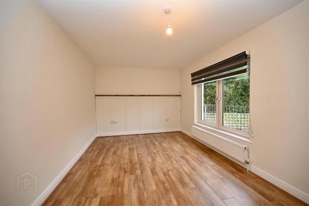 1 Grangewood Chase, Dundonald, Belfast, BT16 1HW - Photo 5