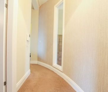 Apt 4, 31 Wellington Park, Belfast BT9 6DP - Photo 2