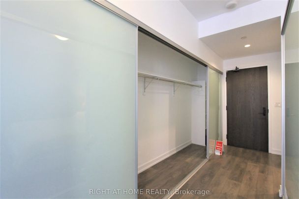 426 University Avenue #1706 - Photo 1
