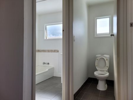 Strathpine - Photo 4