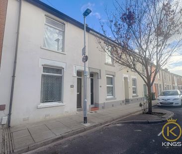 3 bedroom terraced house to rent - Photo 4