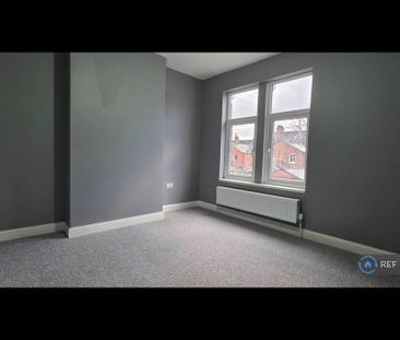 2 bedroom end of terrace house to rent - Photo 4
