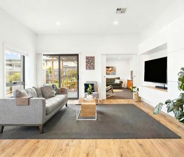 24 Harold Blair Crescent, Moncrieff ACT 2914 - House For Rent | Domain - Photo 5