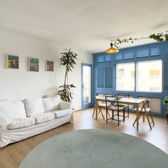 barcelona, Catalonia 08010 - Photo 1