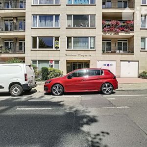 Appartement te huur in Brussel voor € 1.550 met 3 slaapkamers - Photo 2