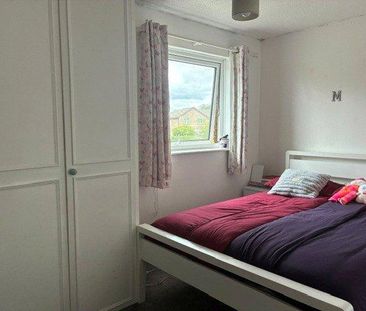 2 bedroom semi-detached house to rent - Photo 2