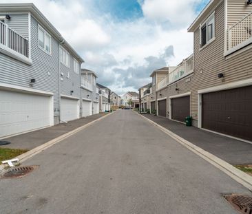 For Lease - 814 Horseshoe Falls Way, Barrhaven, Ontario - Photo 2