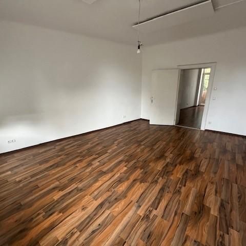 1. Monat mietfrei – PROVISIONSFREI – Jakomini – 68m² – 2 Zimmer – extra Küche – Balkon – neuwertig - Foto 1