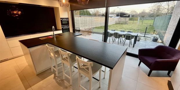 Woning te huur in Varsenare voor € 1.250 met 4 slaapkamers - Photo 1