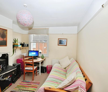 3 bedroom terraced house to rent - Photo 4