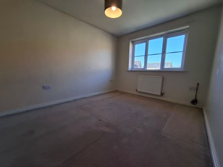 3 bedroom House to rent - Photo 3