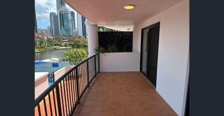 Riverfront Boutique Living on Exclusive Paradise Island - Photo 5