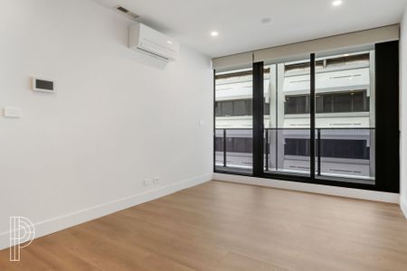 The Perfect 1-bedroom apartment in Phillip - Photo 5