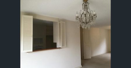 Spacious 2nd Level, 3 Bedroom Apartment with Lovely Views overlooking UNI SA Sports ground - Photo 3