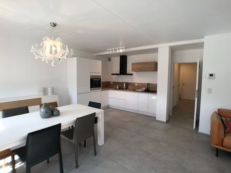 Appartement te huur - Foto 3