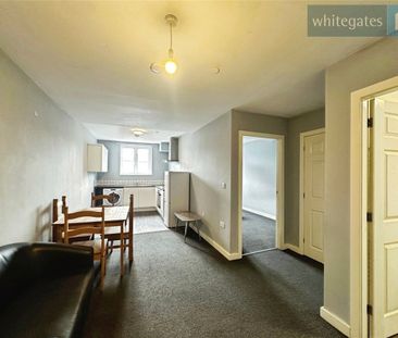 King Street, Wrexham, LL11 - Photo 4