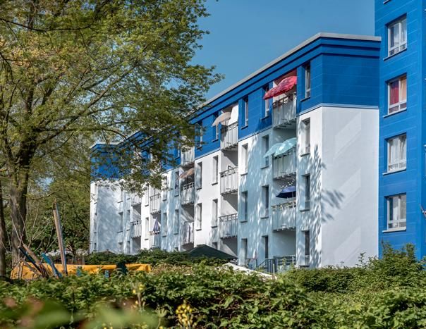 Wir bieten die passende Familienwohnung. Energetisch modernisiert! - Photo 1