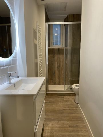 Ã? louer Appartement T3 Vide Ã Bayonne à louer de 3 pièce(s) sur 59 m² - Photo 5