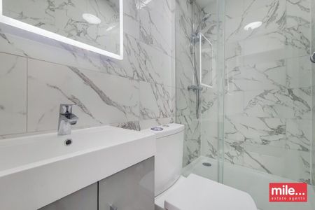 Studio to rent - Photo 5