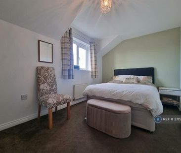 3 bedroom terraced house to rent - Photo 4