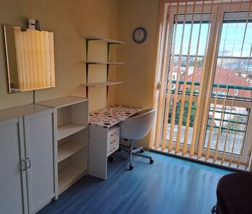 Prenájom priestranného 4-izbového bytu v Nitre – Čermáň – Fotografia 1