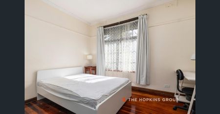 Affordable, Fully Furnished Rooms in Prime Bellfield Location – All Utilities Included! - Photo 3