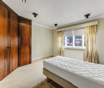 3 bedroom flat to rent - Photo 6