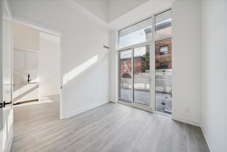 For Lease - 2369 Danforth Avenue Unit# 102, Toronto, Ontario - Photo 3