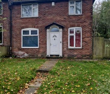 3 bedroom semi-detached house to rent - Photo 3