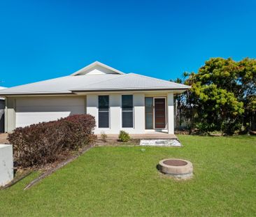11 Wineglass Bay Ave, Mount Low - Photo 3