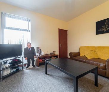 4 bedroom house to rent - Photo 1