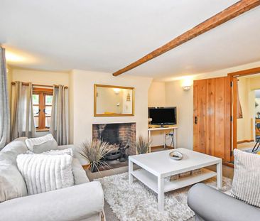 3 bedroom semi-detached house to rent - Photo 3