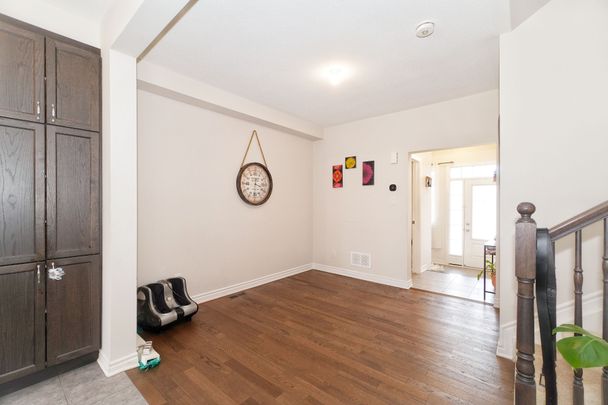 For Lease - 2337 Watercolours Way, Barrhaven, Ontario - Photo 1