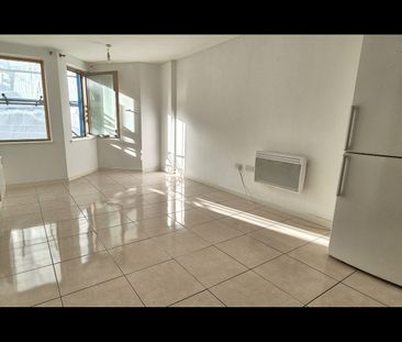 2 Bed Flat, Barleyfields, BS2 - Photo 4