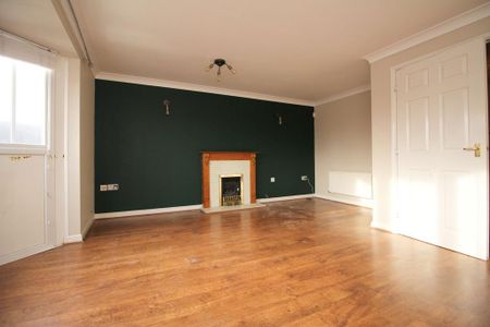 3 bedroom terraced house to rent - Photo 2