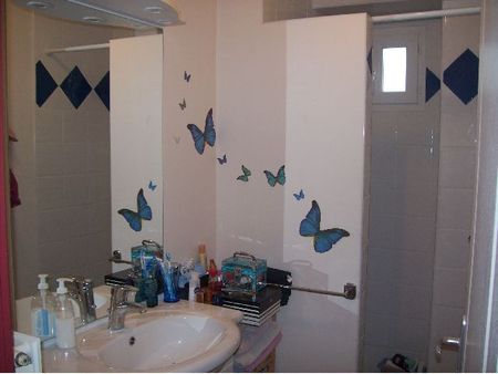 Location Appartement 3 pièces 61m² LE CREUSOT 71200 - Photo 2
