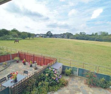 Maypole Drive, Chigwell, IG7 - Photo 1