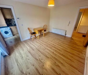 37 Millhouse Road, Antrim, BT41 2UP - Photo 2
